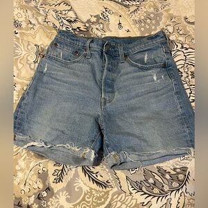 Levi’s button fly cuffed Jean shorts 27 waist